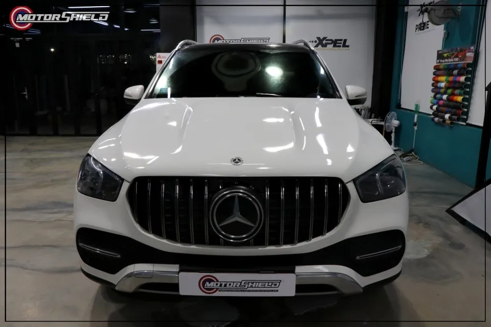 Mercedes-Benz GLE 300D Vinyl Wrap — Satin Pearl White Transformation photo 2