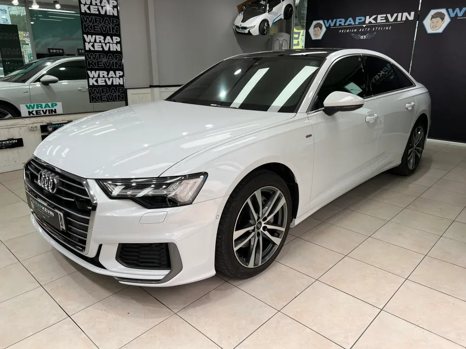 Audi A6 C8のカーラッピング事例｜サテンブラックで印象チェンジ 施工写真 1-1