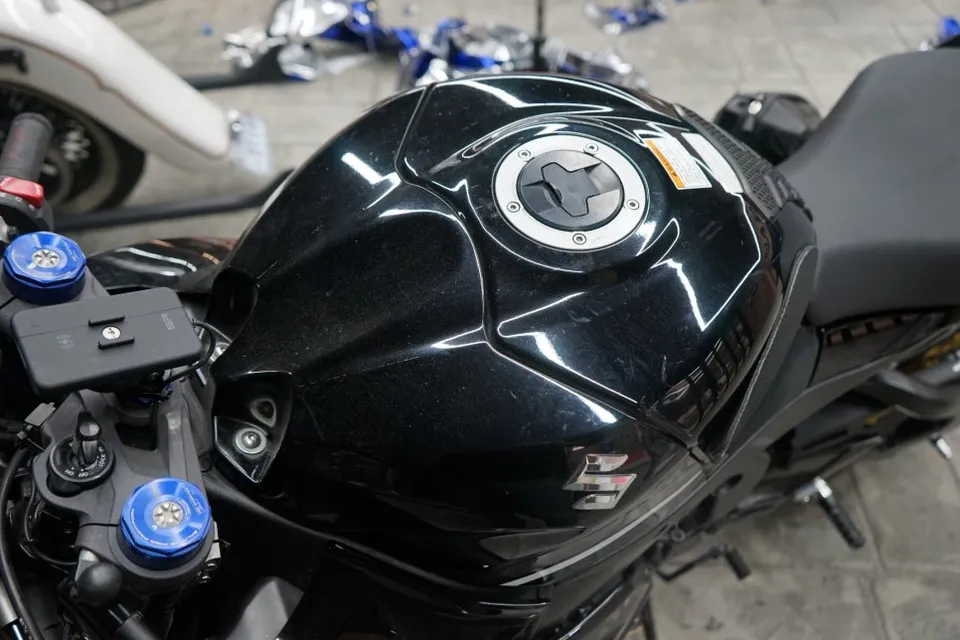 Ford F-150 Vinyl Wrap Removal: A Damage-Free Guide — photo 6