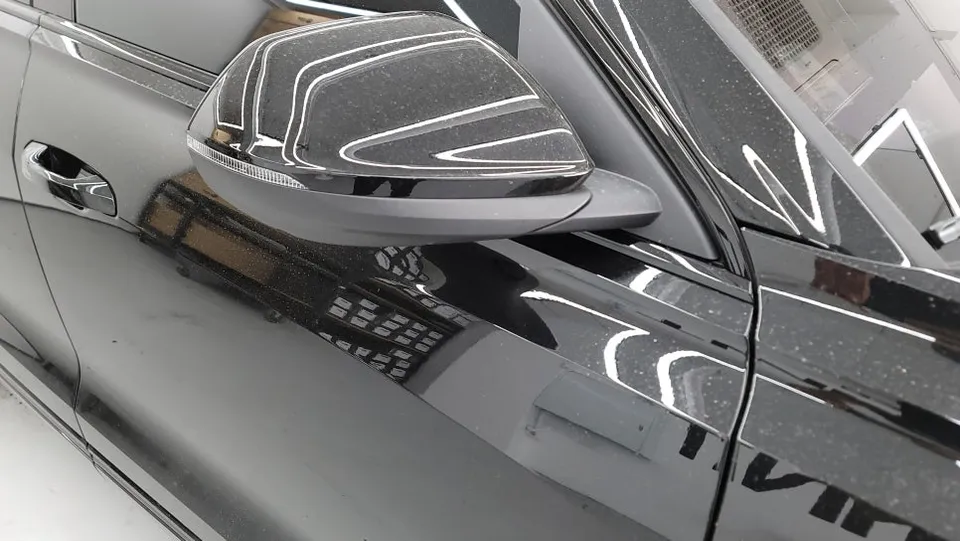Audi Q8 ceramic coating - Audi Q8 Ceramic Coating Review — Enhanced Shine & Protection photo 3