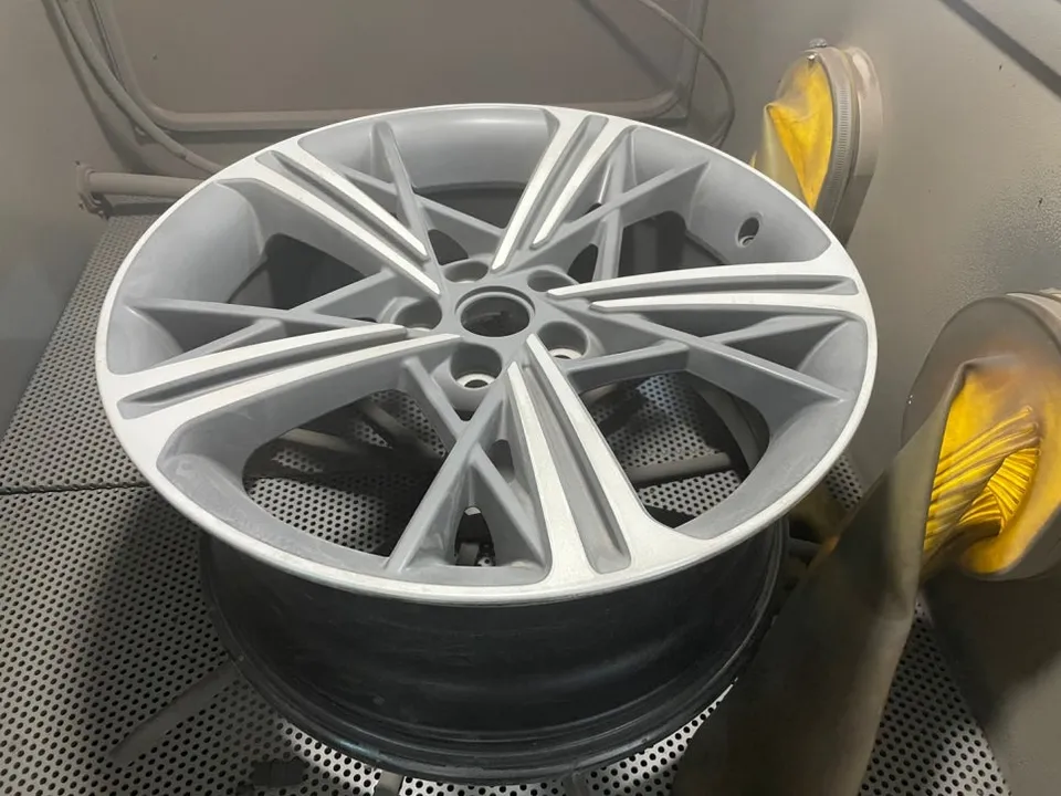 Genesis G70 wheel repair - Genesis G70 Gloss Black Wheel Refinishing Review photo 5