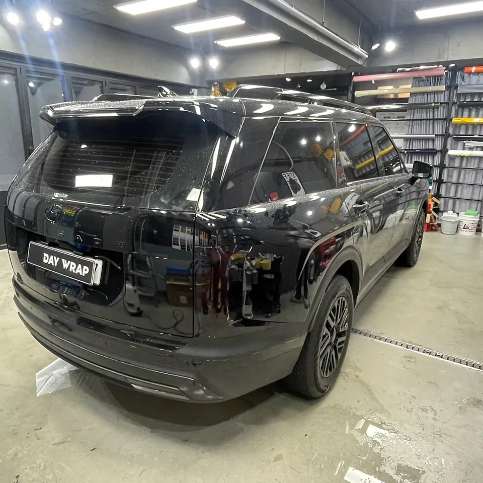 Hyundai Palisade PPF施工事例|テールランプのドレスアップと保護 施工写真 3-2