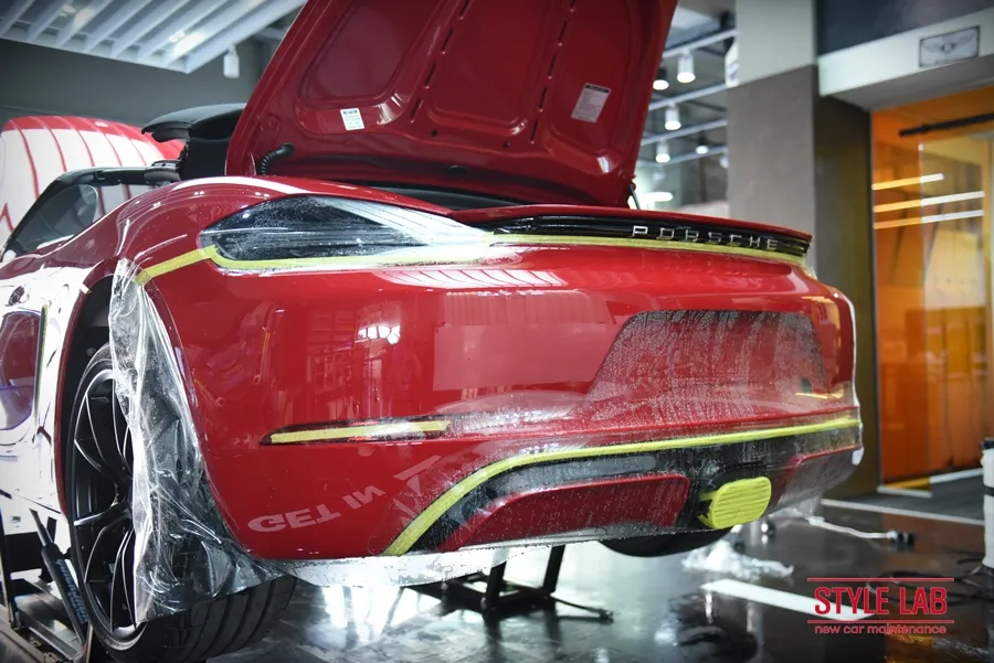 Porsche 718 Boxster GTS PPF施工事例|費用目安・仕上がり 施工写真 1-2