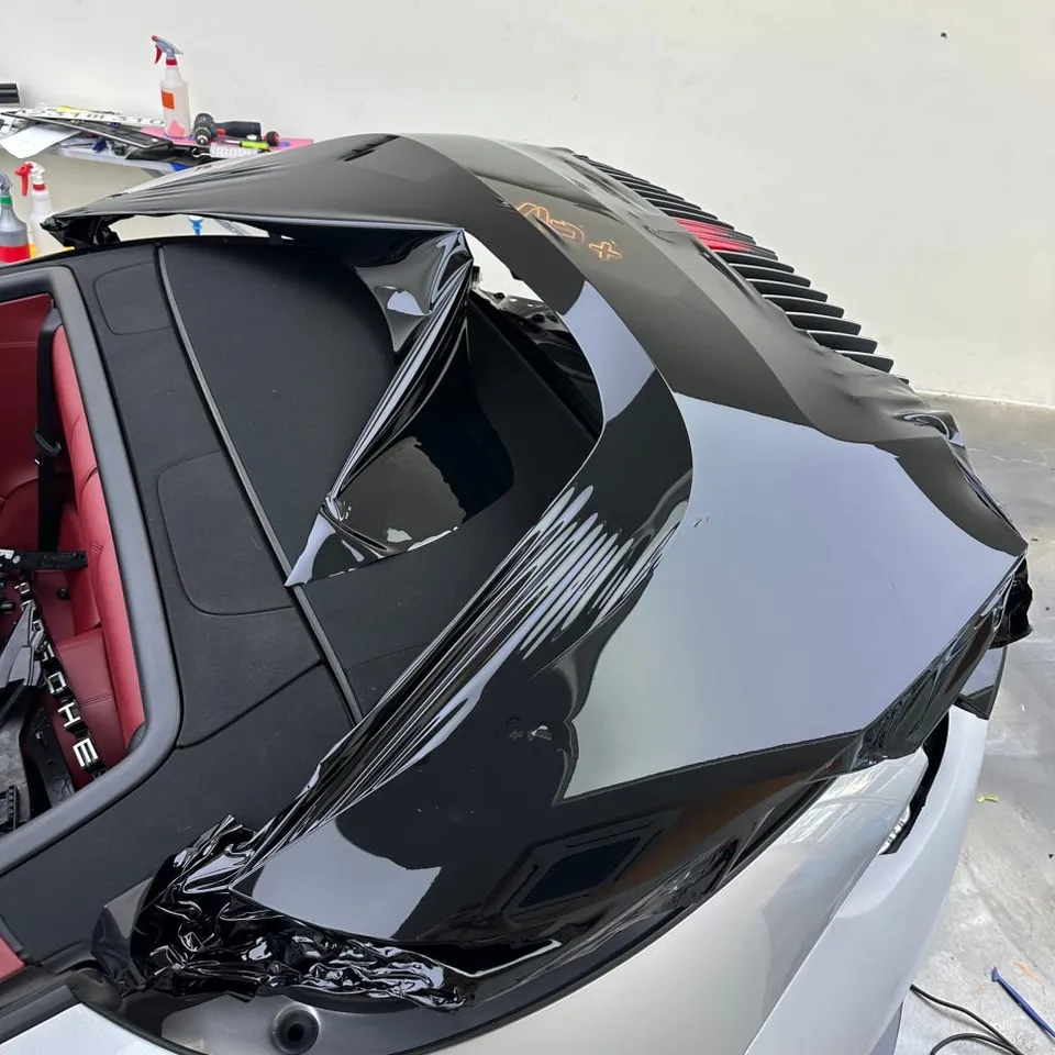 ポルシェ911のカーラッピング事例|費用目安・仕上がり 施工写真 1-2