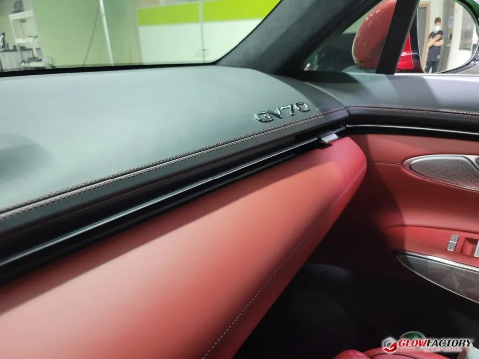 Mercedes-Benz S-Class ambient lighting - Mercedes-Benz S-Class Ambient Lighting Review — Enhanced Luxury photo 4