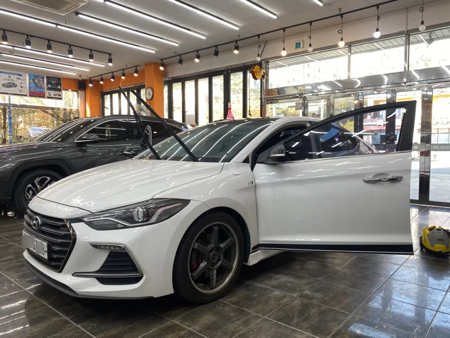 Hyundai Elantra AD window tinting - Hyundai Elantra AD Window Tinting Review — Heat Rejection photo 4