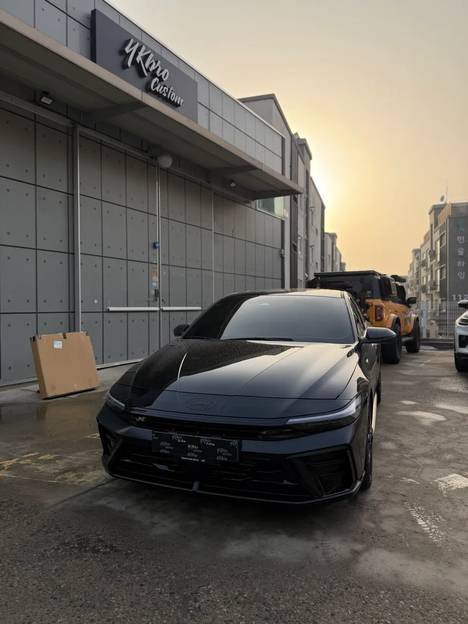 Hyundai Elantra Nのカーラッピング事例|費用目安・仕上がり 施工写真 2-3