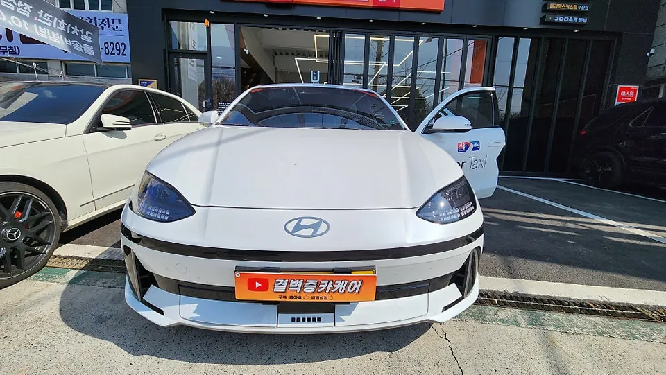 Hyundai IONIQ 6 interior customization installation result