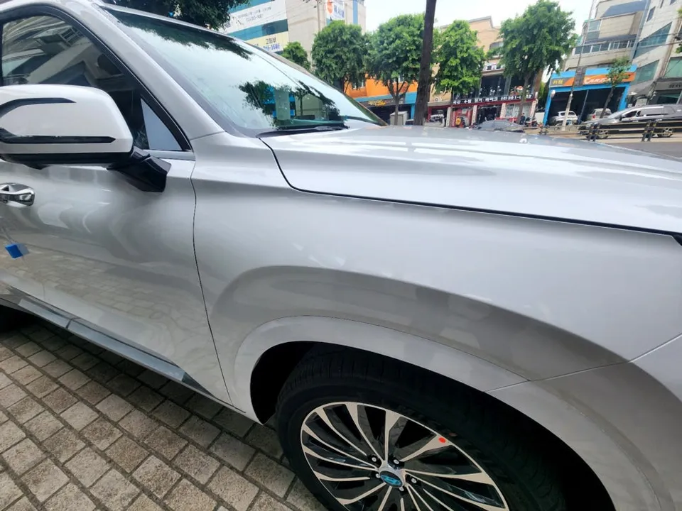 BMW X7 カーフィルム施工事例｜費用目安と仕上がり 施工写真 2-3