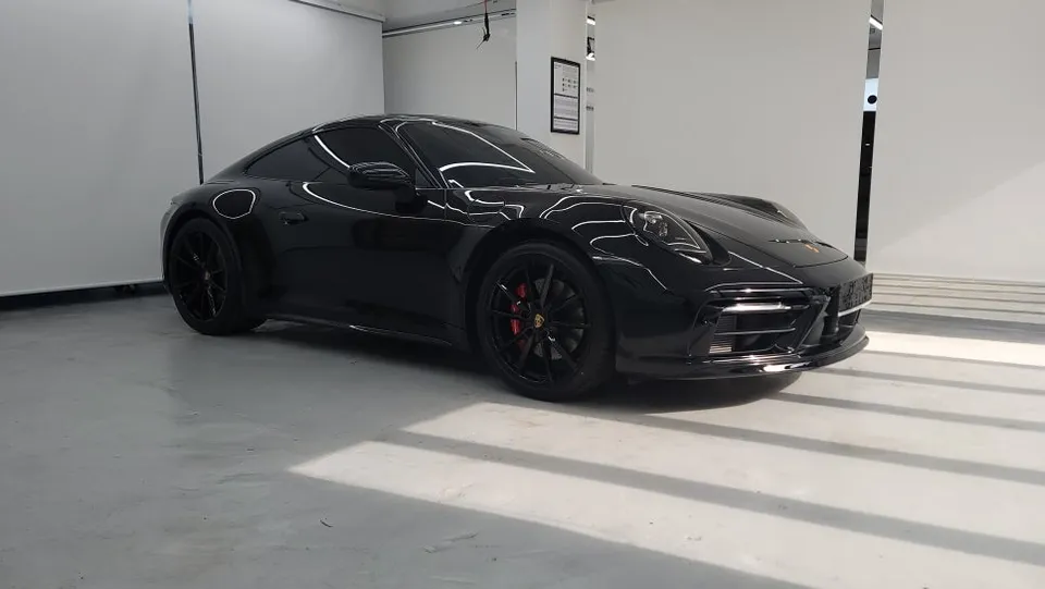 Porsche 911 Window Tinting Review: Glasstint SureX photo 4