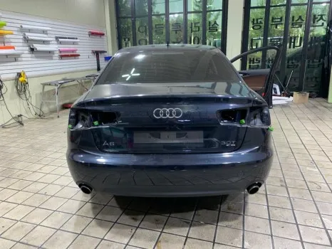 Audi A6のカーラッピング事例|サテングレーで高級感アップ 施工写真 2-1