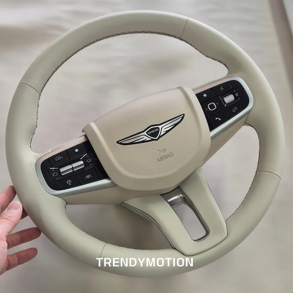 Genesis GV80 steering wheel - Genesis GV80 Steering Wheel Customization Review — Enhanced Luxur photo 3