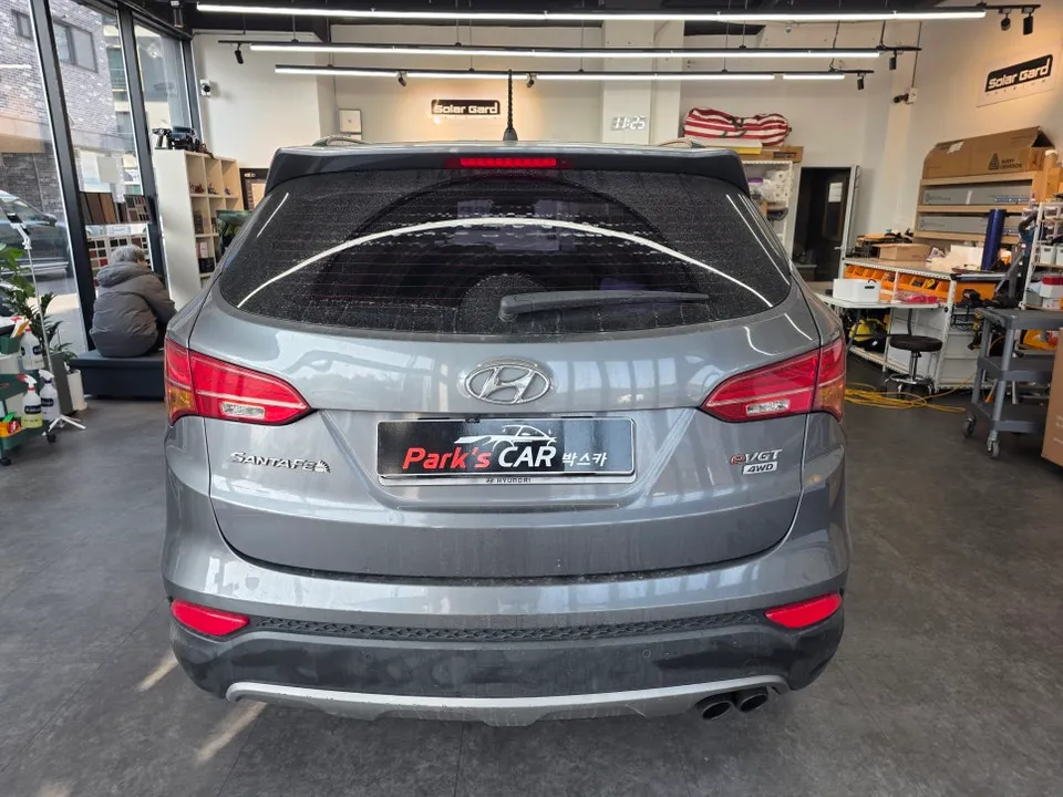 Hyundai Santa Fe DMのカーフィルム施工事例｜費用目安・仕上がり 施工写真 2-1
