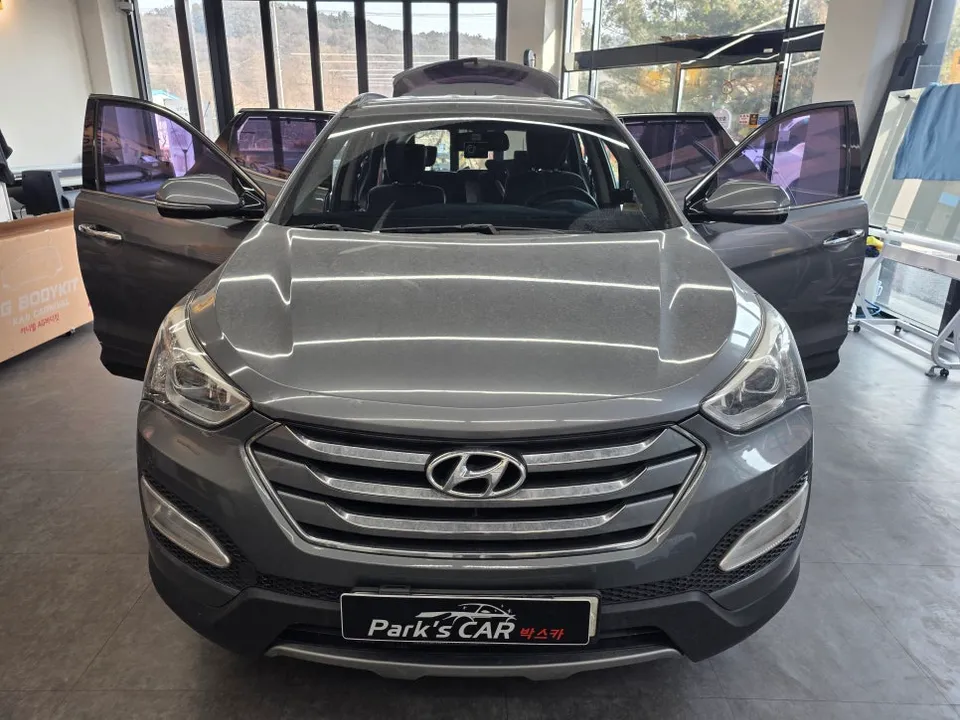 Hyundai Santa Fe DMのカーフィルム施工事例｜費用目安・仕上がり 施工写真 1-2