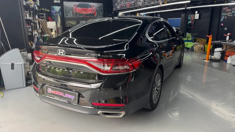 Hyundai Azera PPF施工事例|クロームパーツのブラックアウト 施工写真 1-2