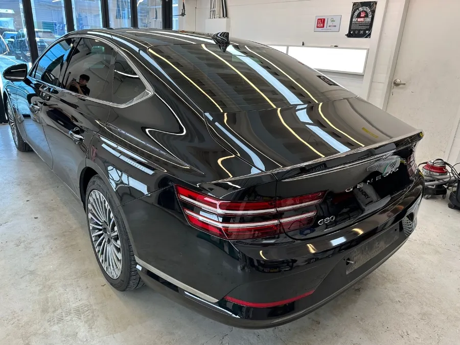Genesis G80のカーフィルム施工事例｜費用目安と仕上がり 施工写真 3