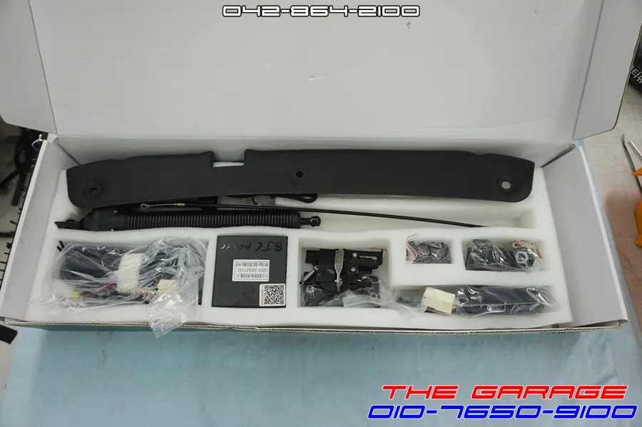 Mercedes-Benz E-Class W213 oem options - Mercedes-Benz E-Class W213 Power Trunk Upgrade Review photo 3