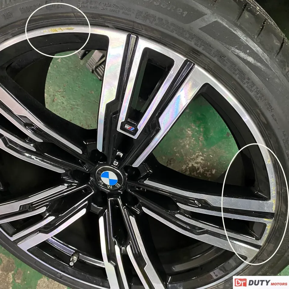 BMW 7 Series G11のホイールリペア・塗装事例 施工写真 4