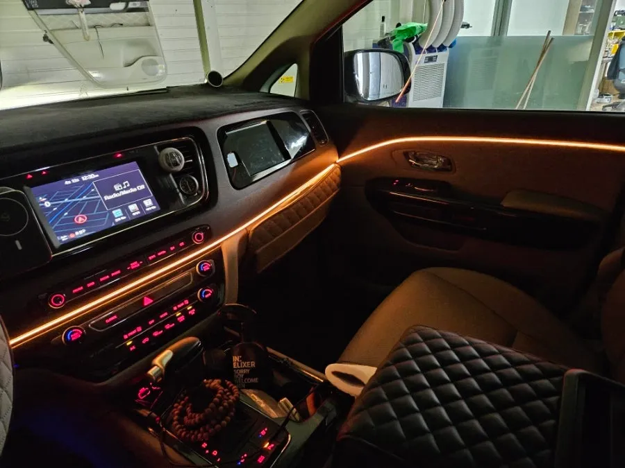 Kia Carnival YP ambient lighting - Kia Carnival Ambient Lighting Review: Full RGB Upgrade photo 3