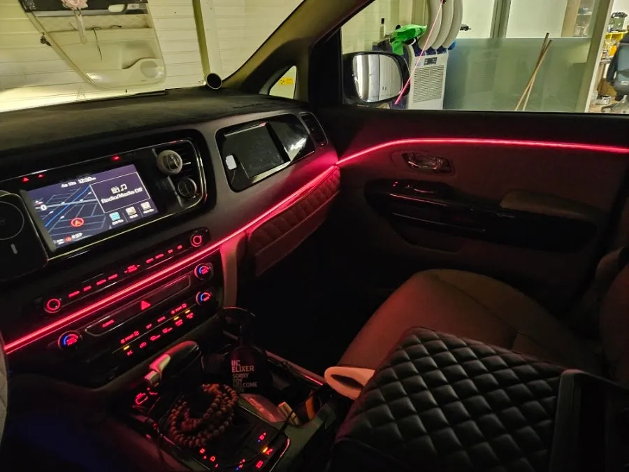 Kia Carnival YP ambient lighting - Kia Carnival Ambient Lighting Review: Full RGB Upgrade photo 4