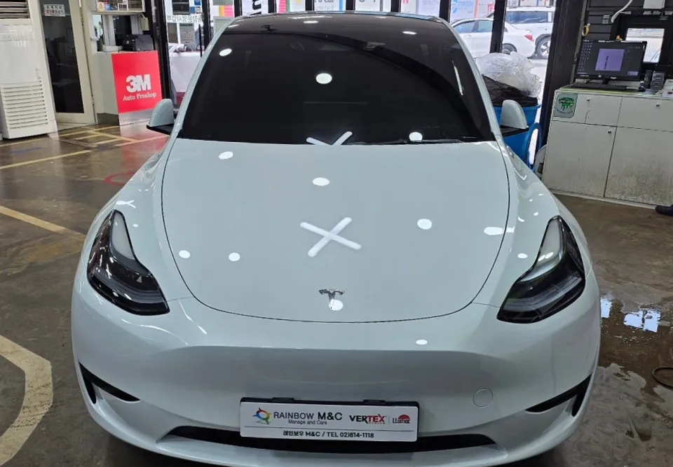 Tesla Model Y PPF施工事例|費用目安と仕上がり 施工写真 2-1