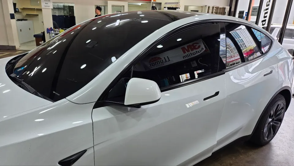 Tesla Model Y PPF施工事例|費用目安と仕上がり 施工写真 2-2