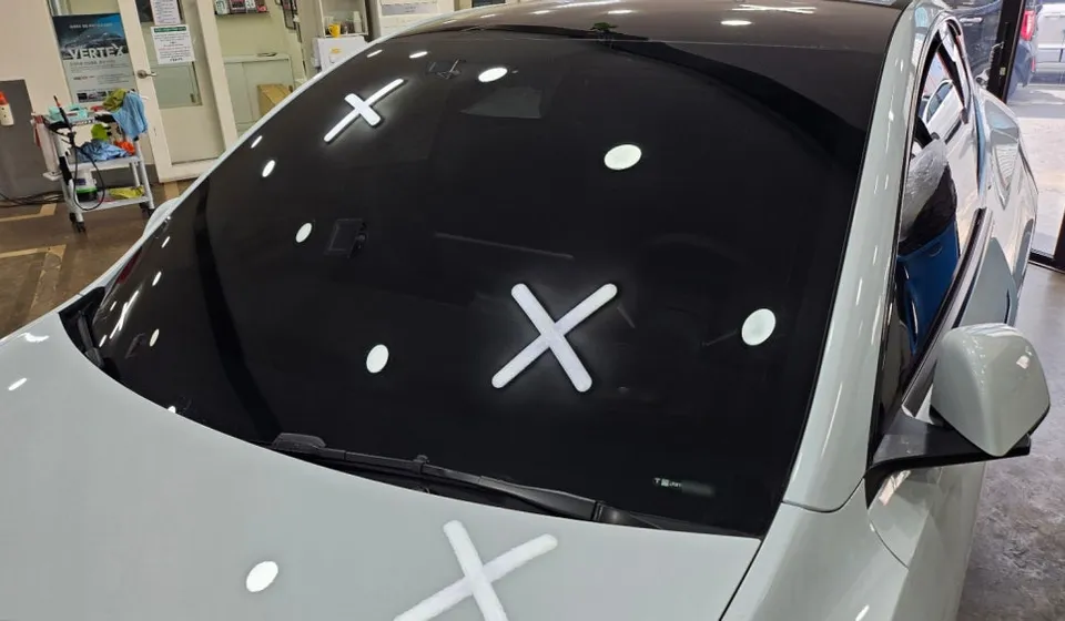 Tesla Model Y PPF施工事例|費用目安と仕上がり 施工写真 3-2