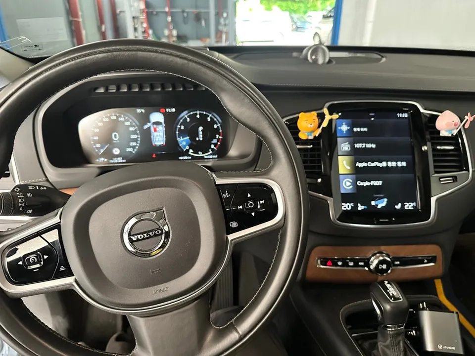 Volvo XC90 car audio - Volvo XC90 Car Audio Upgrade Review: Cost & Results photo 5