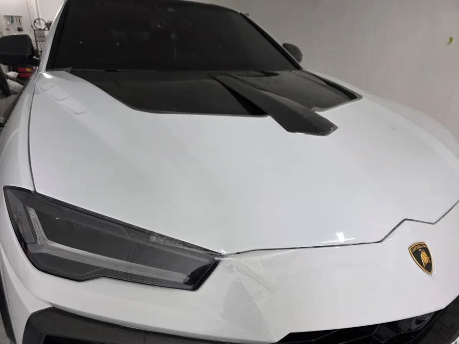 Lamborghini Urus PPF施工事例｜本国での実例紹介 施工写真 3-1