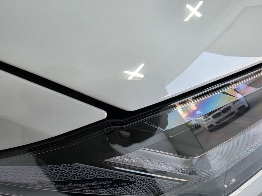 Lamborghini Urus PPF施工事例｜本国での実例紹介 施工写真 2-2