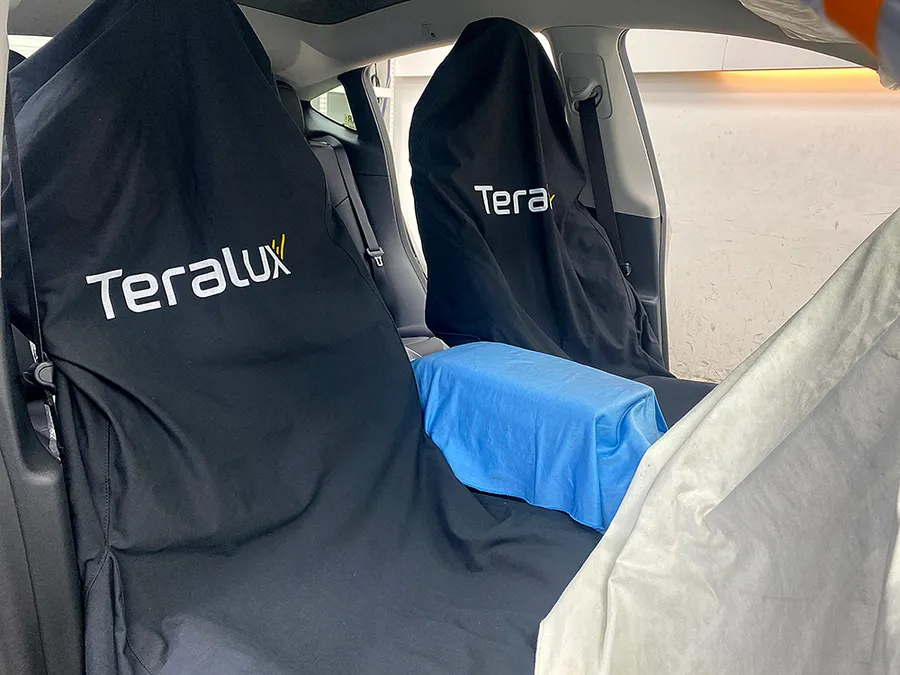 Tesla Model Yのカーフィルム施工事例｜費用目安・仕上がり 施工写真 1-2