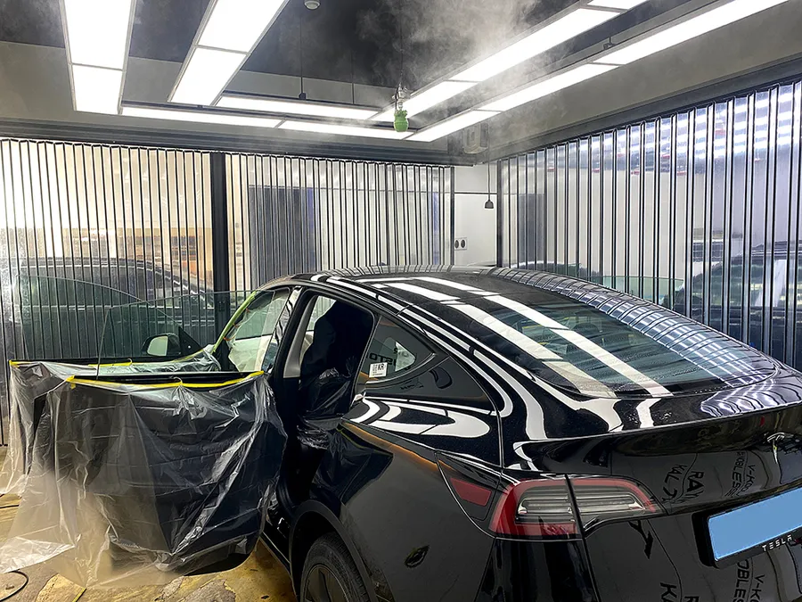 Tesla Model Yのカーフィルム施工事例｜費用目安・仕上がり 施工写真 3-2