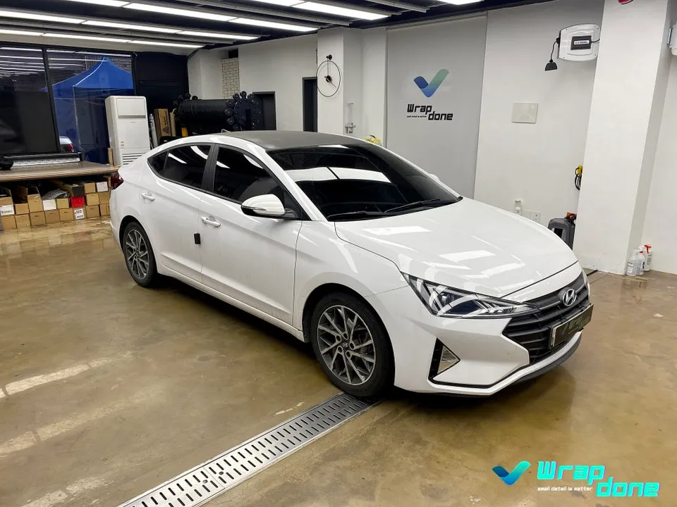 Hyundai Elantra ADのカーラッピング事例｜費用目安・仕上がり 施工写真 1-1