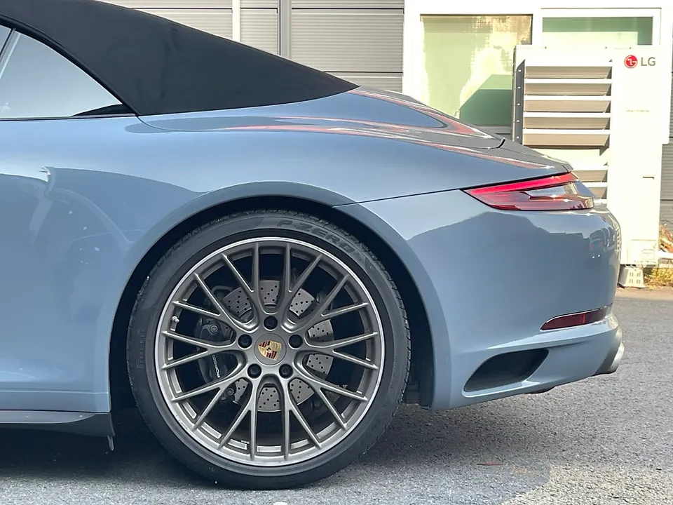 Porscheのホイールリペア・塗装事例 施工写真 2-2