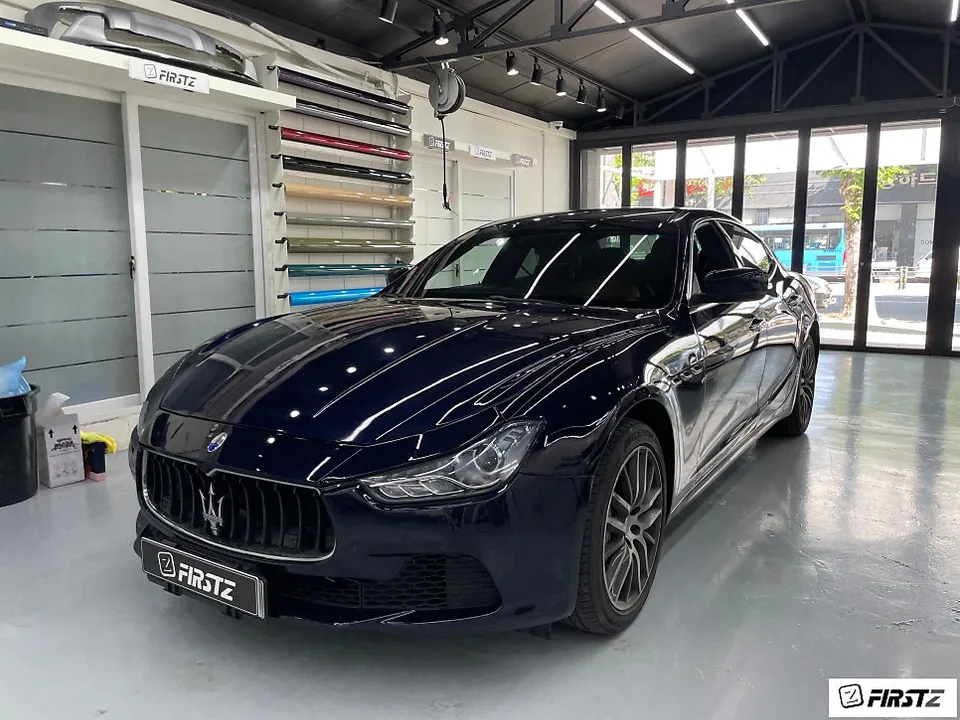 Maserati Ghibliのカーラッピング事例|費用目安・仕上がり 施工写真 1-1