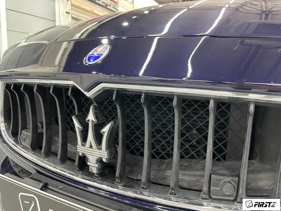 Maserati Ghibliのカーラッピング事例|費用目安・仕上がり 施工写真 4-1