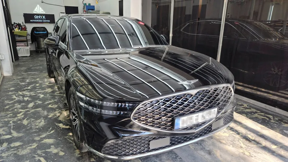 Genesis G90のガラスコーティング事例|費用目安・仕上がり 施工写真 3-1