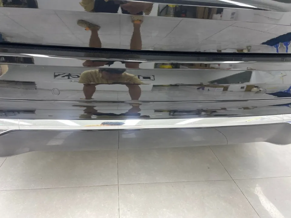 Volvo XC60のホイールリペア・塗装事例 施工写真 4-1