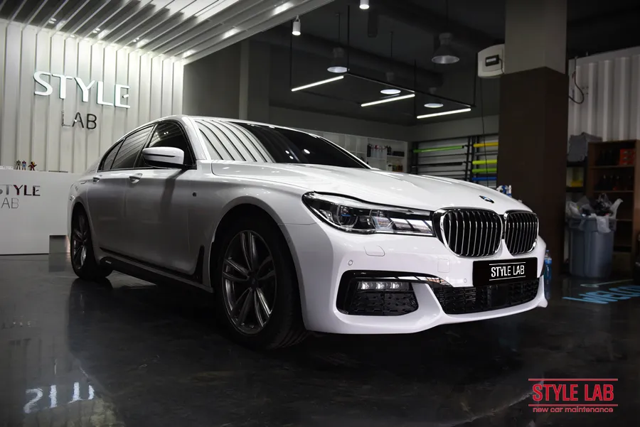 BMW 7 Series G11のカーラッピング事例 施工写真 1-3