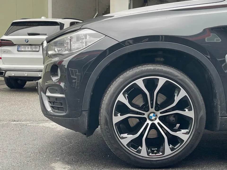 BMW X6 F16 Wheel Repair Review: Restored Shine After 1 Year photo 2