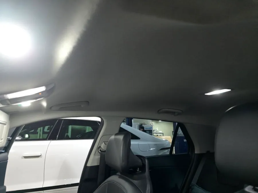 Kia Niro SG2 ambient lighting - Kia Niro SG2 Ambient Lighting Review: Cost & Results photo 3