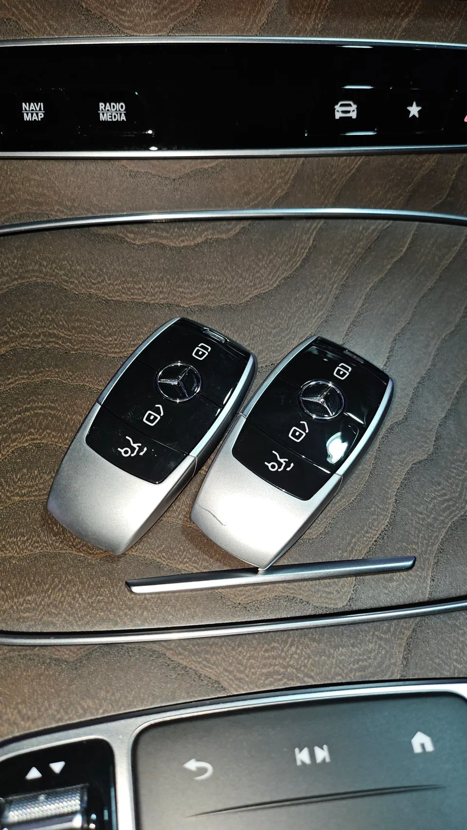Mercedes-Benz E-Class W213 oem options installation result