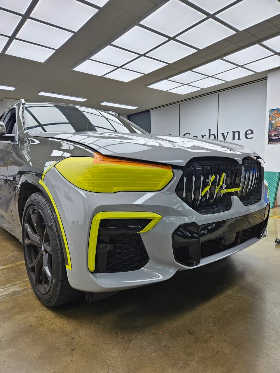 BMW X6 G06 vinyl wrap - BMW X6 Vinyl Wrap Review: Brooklyn Grey Finish photo 6