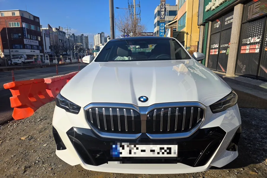BMW 5 Series new car package - BMW 5 Series New Car Package Review - Expert Installation photo 4