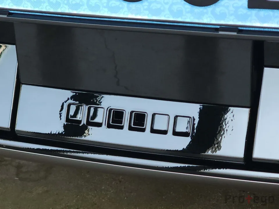 Hyundai IONIQ PPF施工事例|費用目安と仕上がり 施工写真 1-3