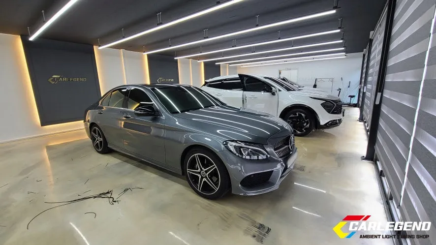 Mercedes-Benz C-Class Ambient Lighting Review — Enhanced Interior photo 2
