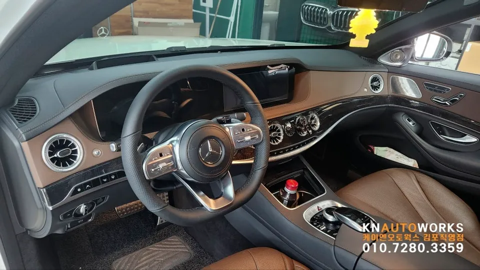 Mercedes-Benz S-Class W222 android head unit - Mercedes-Benz W222 Android Head Unit Review — ₩700,000-1,000,000 photo 3