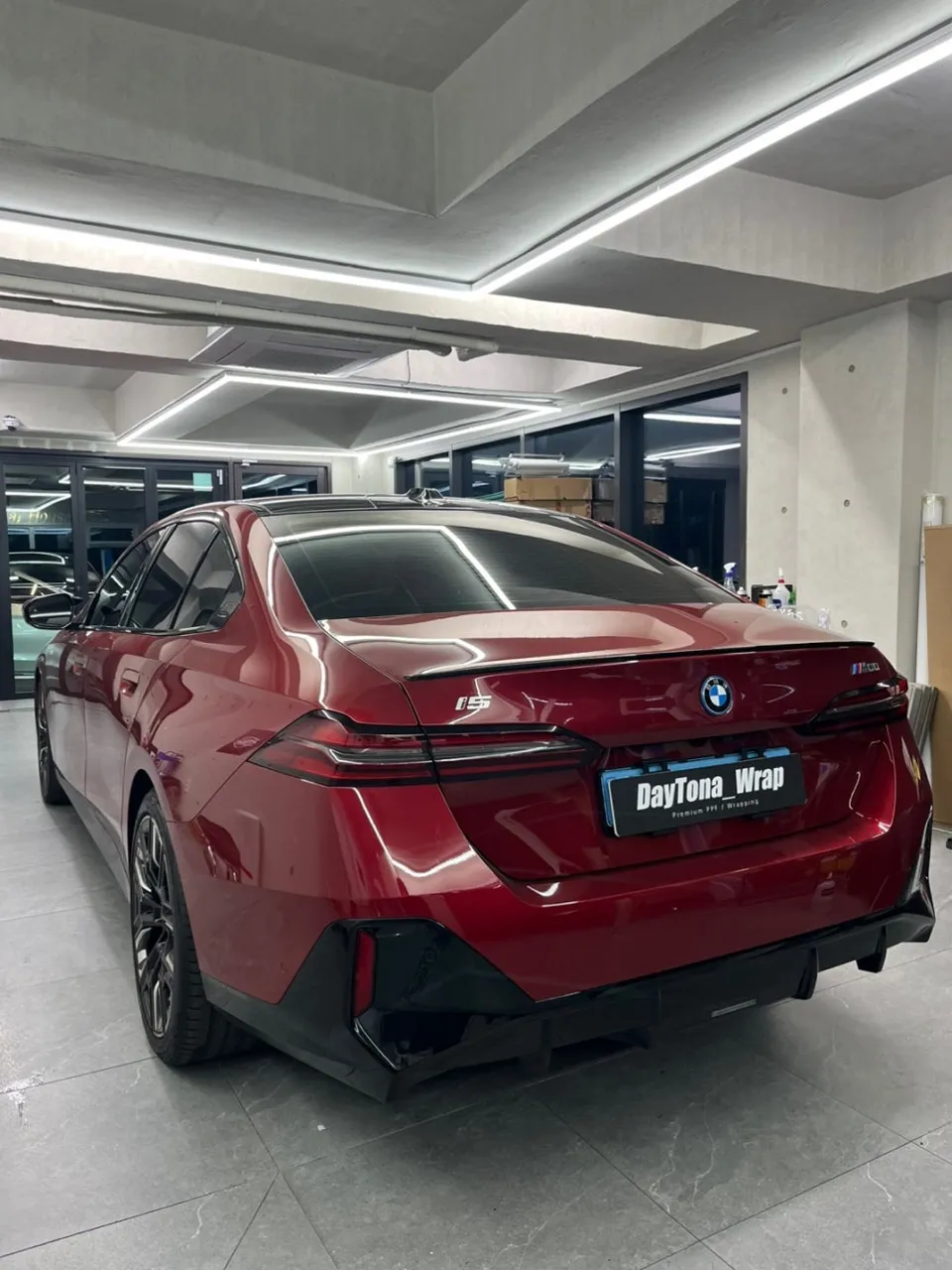 BMW i5 ppf - BMW i5 PPF Front Protection Review: Chip-Free Driving photo 4