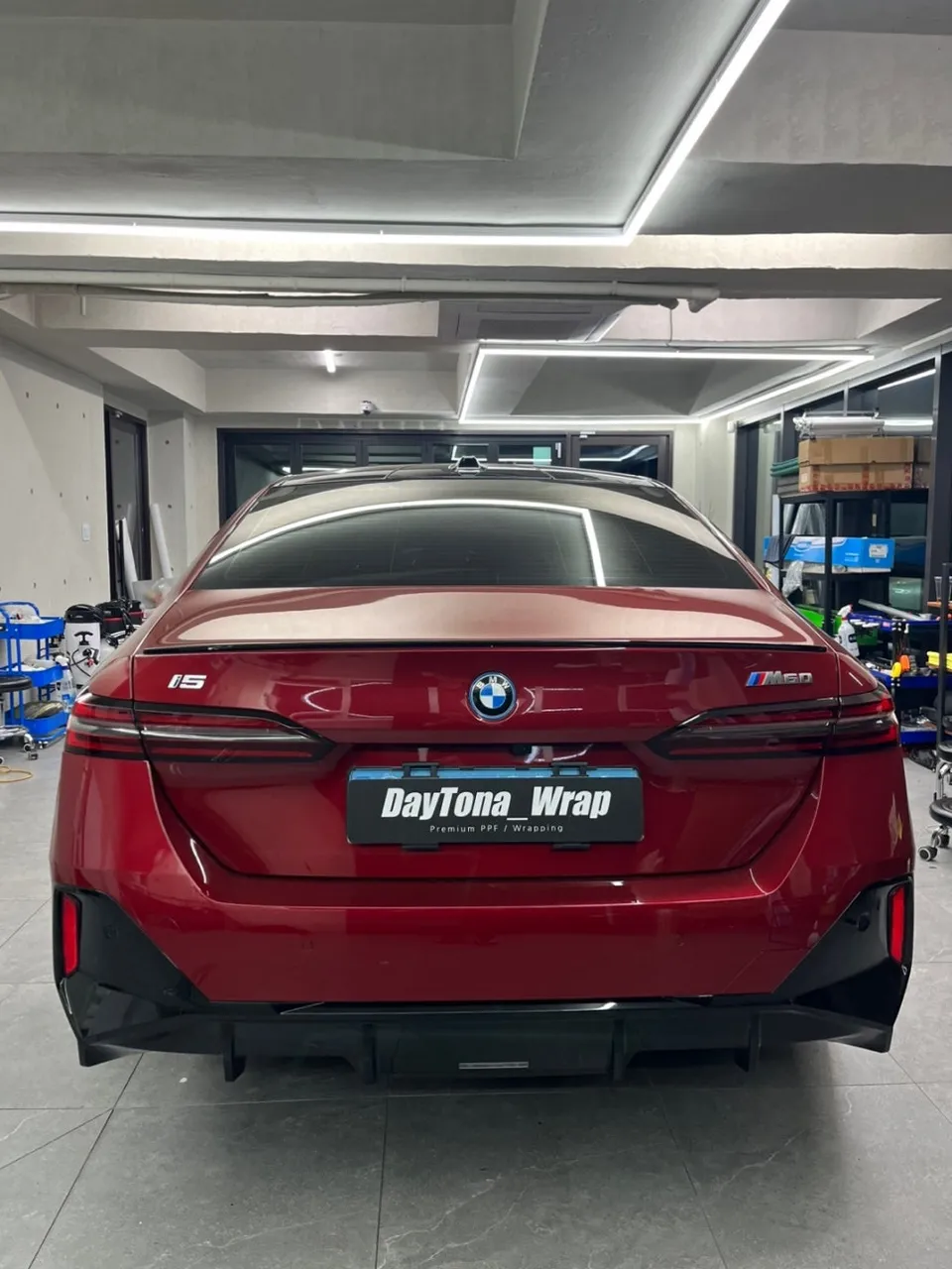 BMW i5 ppf - BMW i5 PPF Front Protection Review: Chip-Free Driving photo 5