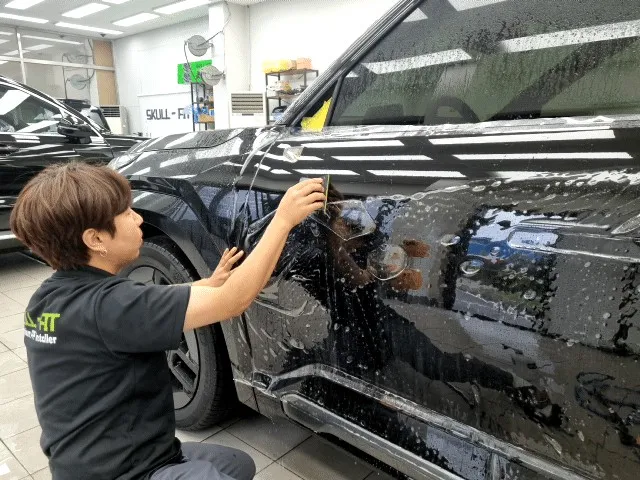Kia EV9 PPF施工事例｜費用目安と仕上がり 施工写真 1-3